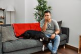 Geruchssymptome bei Hunden: Wie der Duft deines Vierbeiners dich vor Krankheiten warnen kann